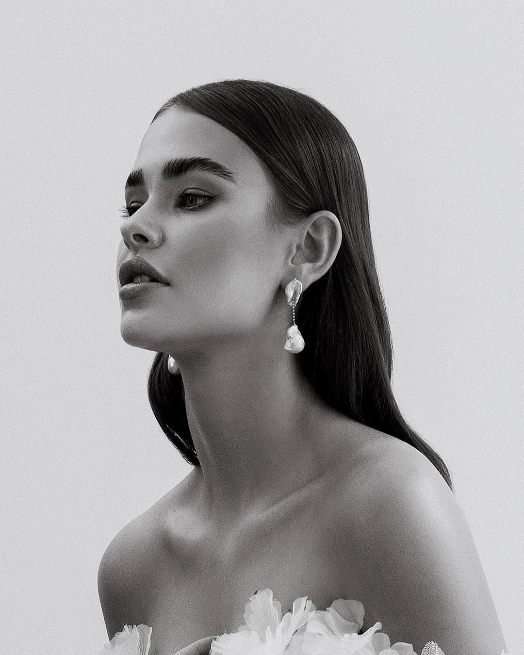 The Bridal Edit: Choosing the Perfect Pearl Jewelry for Your Wedding Look - Your wedding day is more than a celebration, it’s a reflection of your style, story, and the love you’ve built. Every detail, from the dress to the jewelry, tells a part of that s