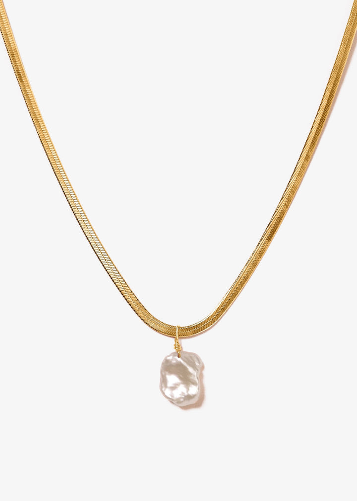Ula Necklace - Made with one large Keshi Pearl and a sleek herringbone chain, this is the elegant statement piece you'll always love wearing. 14K Gold-Filled or Sterling Silver Tarnish-Resistant & Hypoallergenic AAA Grade Genuine Freshwater Pearls Handmad
