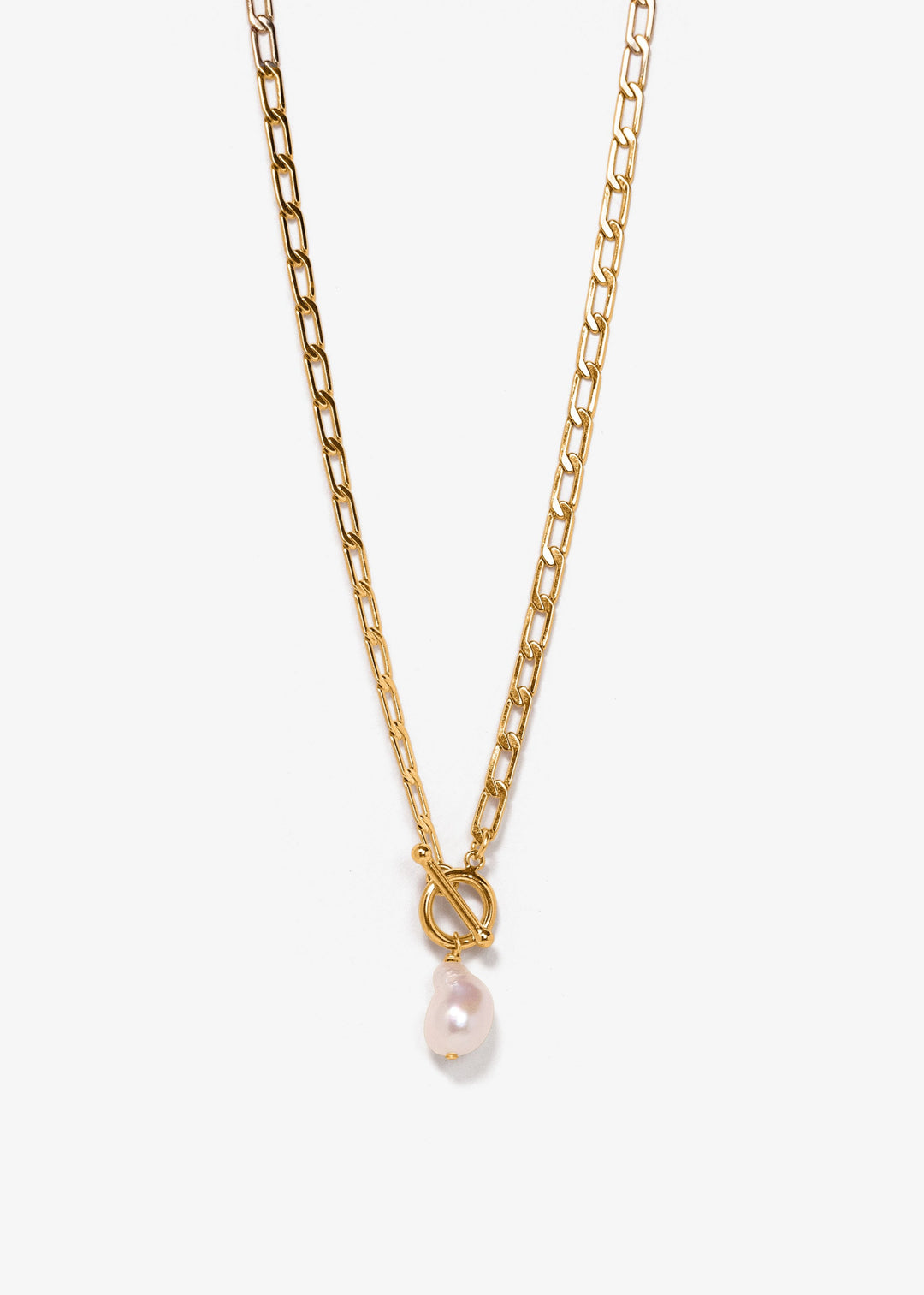 Necklace with gold curb chain and single baroque pearl