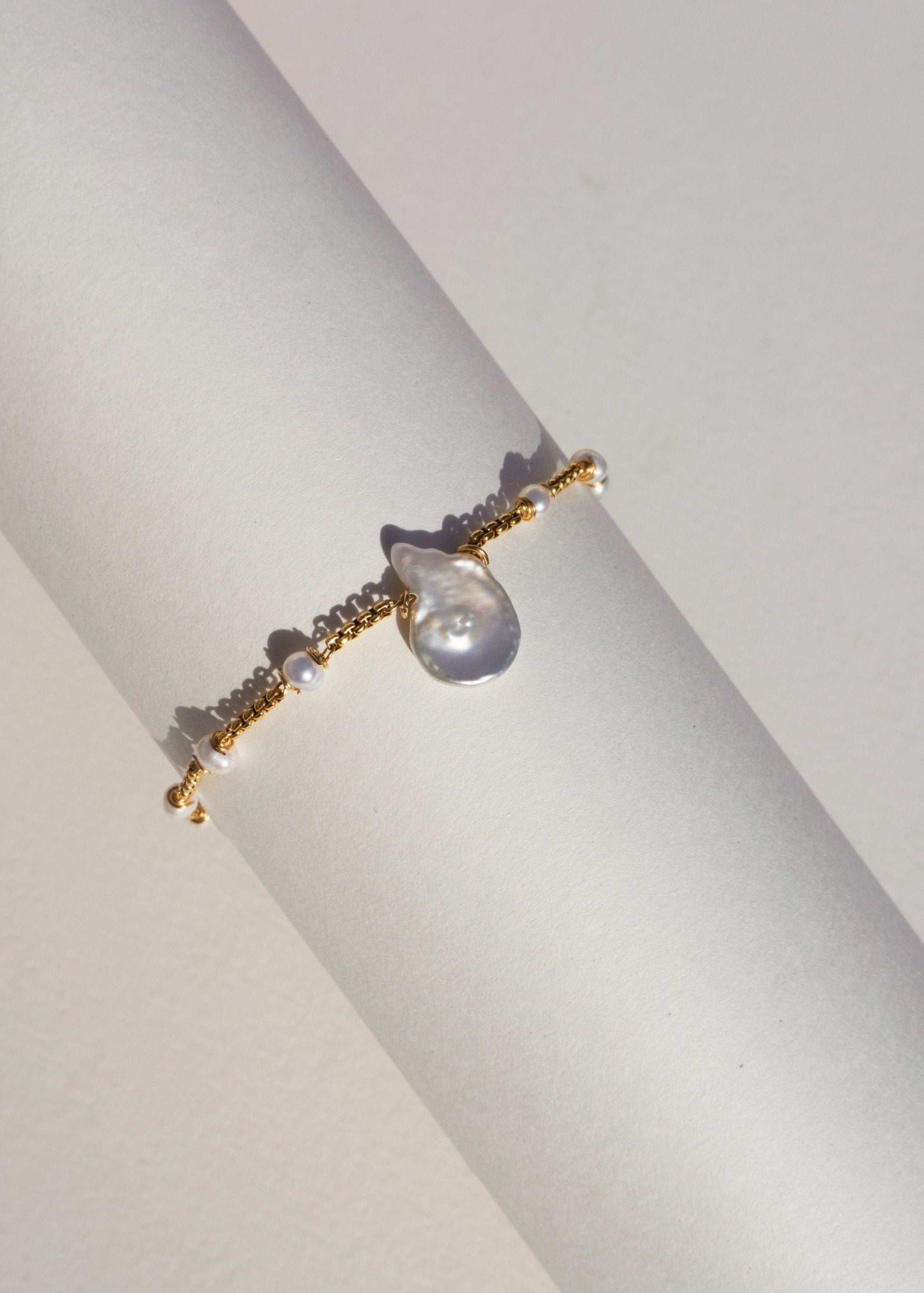 Adorn Pili Eden Pearl Bracelet 14K Gold-Filled – Keshi Pearl