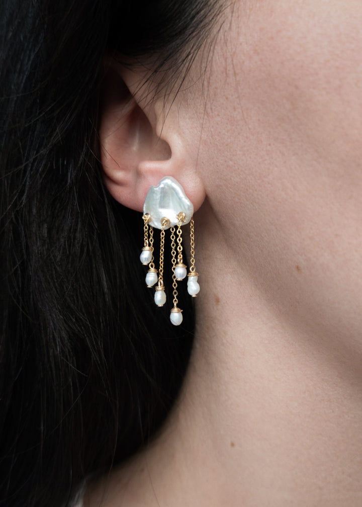 Gold-filled earrings with a keshi pearl and lustrous white pearls