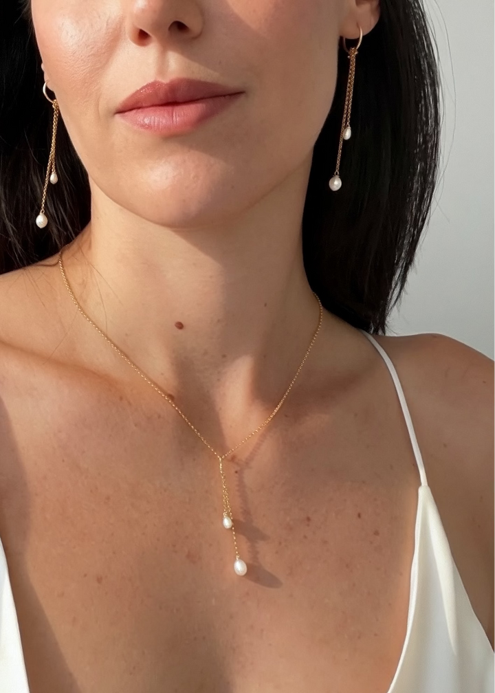 Iris Necklace