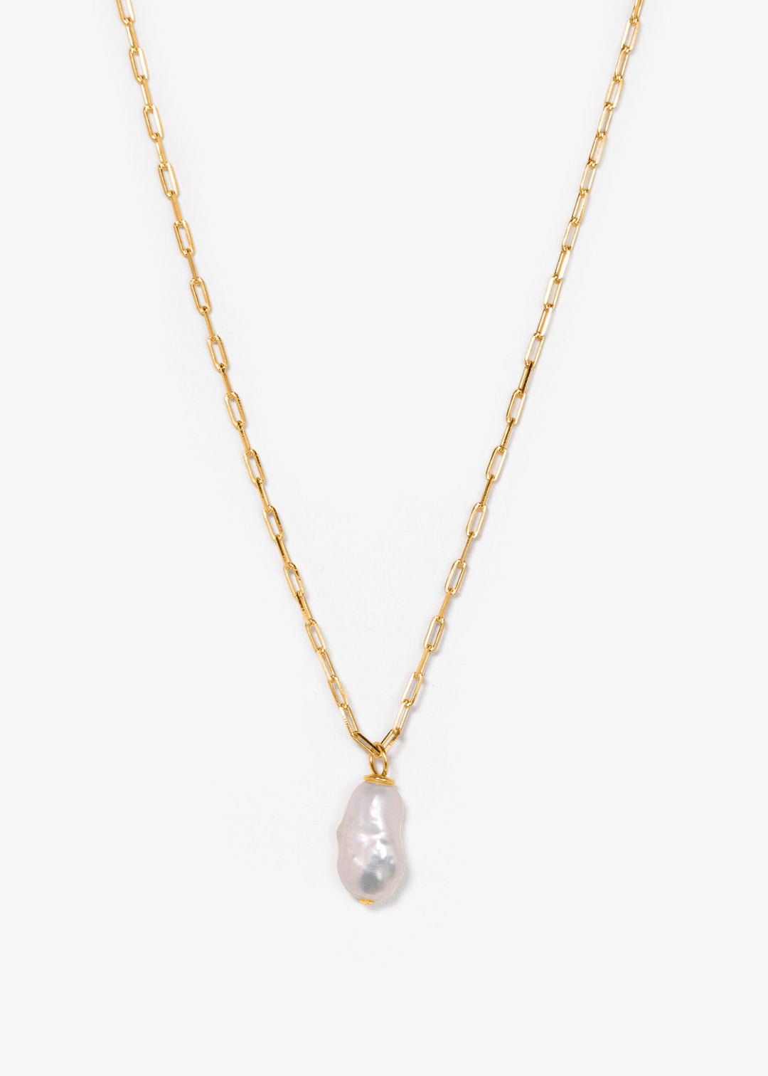 Necklace with gold-filled paperclip chain and a baroque pearl pendant