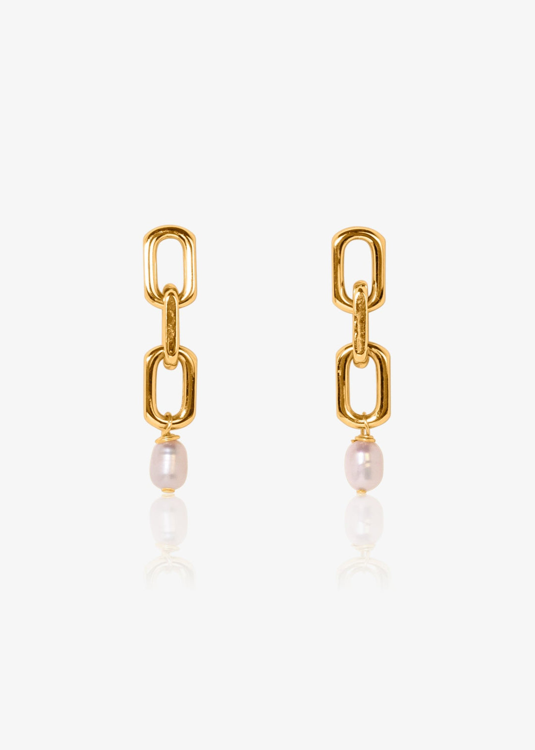 Earrings with gold-filled chunky chain and a teardrop pearl