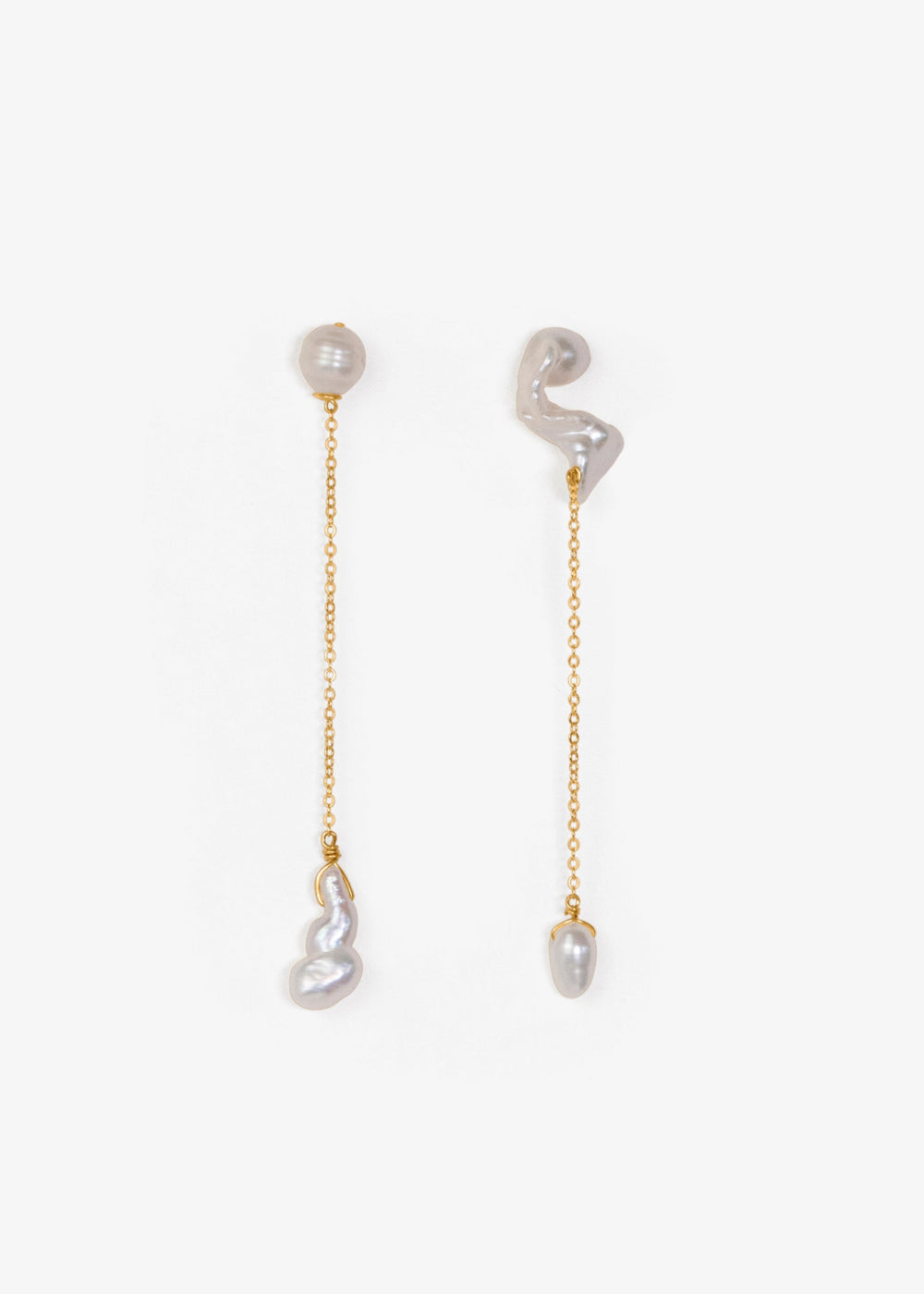 Nova - These asymmetrical earrings feature a crescent-shaped pearl on one side, evoking the delicate curve of the moon. Dainty chains hang from each end, with a teardrop pearl dangling at the bottom, creating an elegant design that balances softness and c