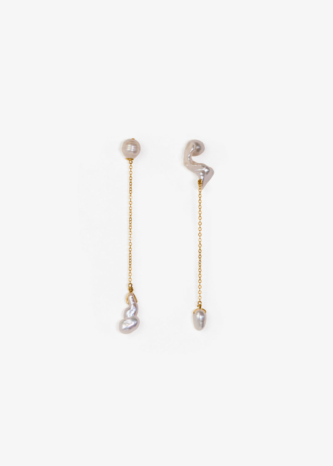 Solid gold earrings with keshi and teardrop pearls