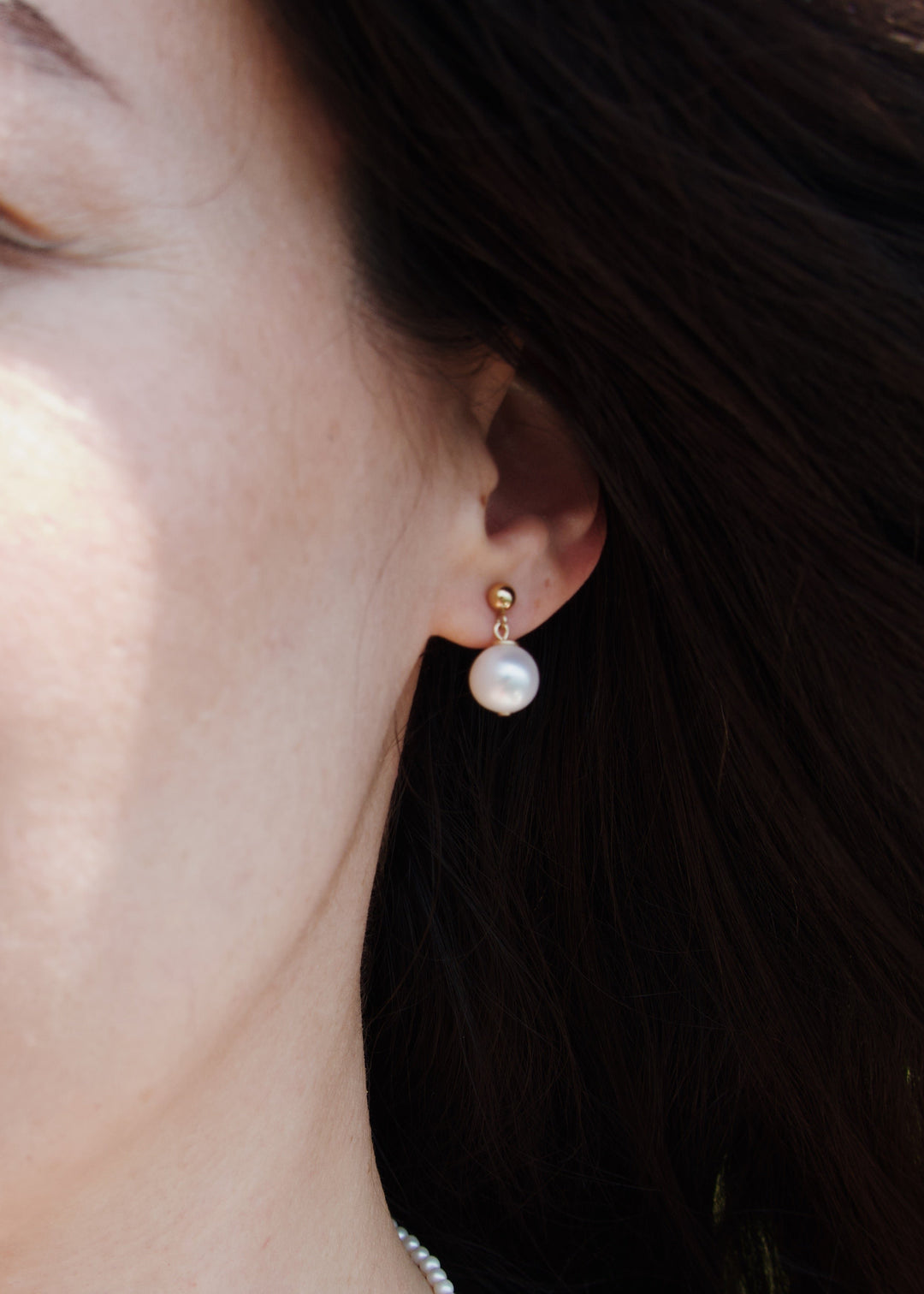 Gold-filled tiny earring with a 10mm white pearl