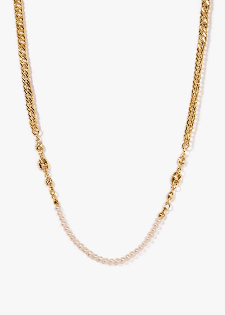 Classy necklace with gold-filled chunky chain and white pearls