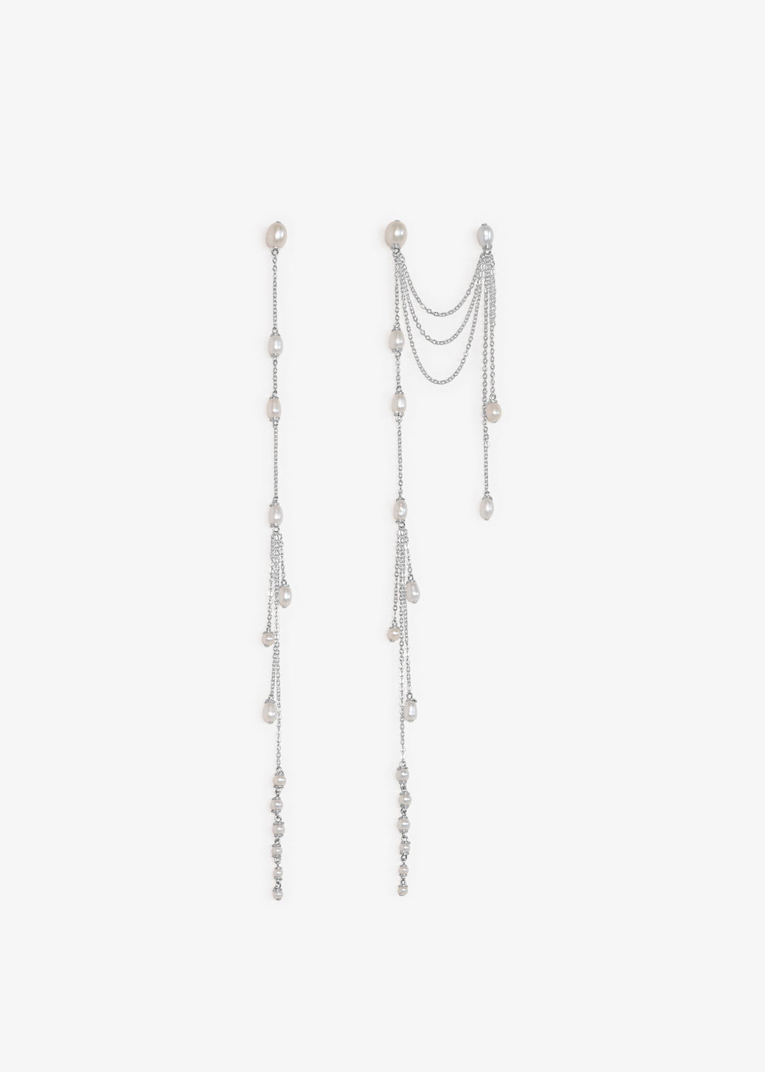 Sueño - Whether you have multiple piercings or just one, these are the earrings you’ve likely dreamed of. Dainty and delicate, yet anything but understated—they sway softly and catch every bit of light. Designed to be worn on either ear, with a cuff versi