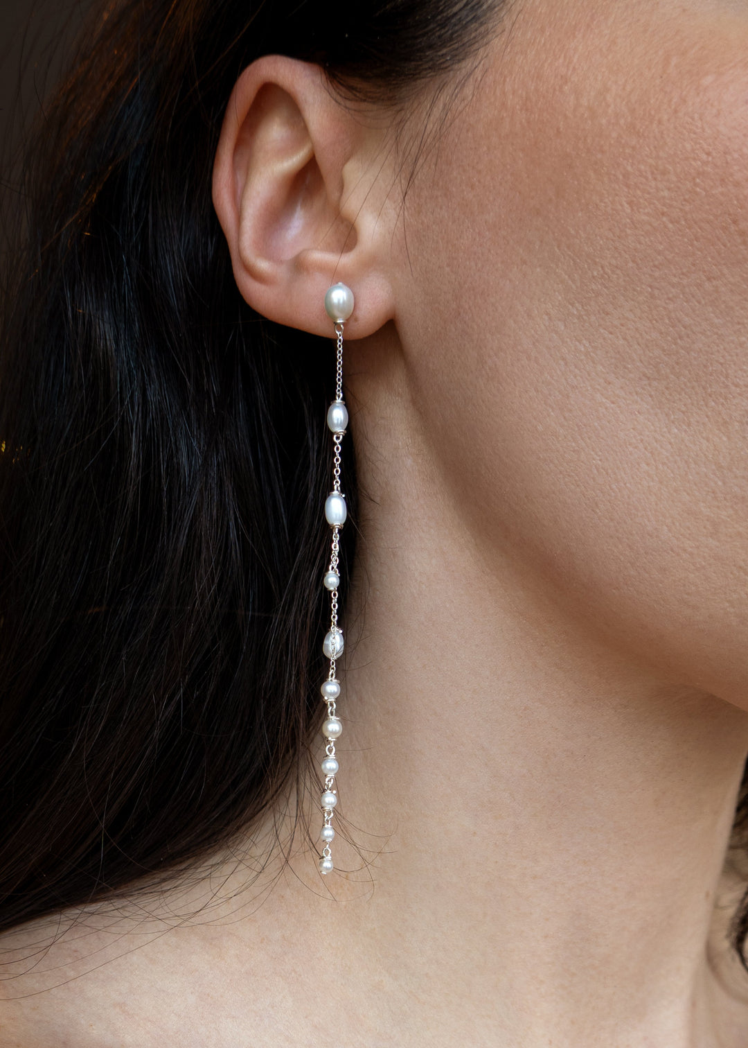 Sueño Petite - Whether you wear one piercing or a few, these are the earrings you didn’t know you needed. Smaller in scale but just as luminous, the petite version sways gently and catches the light with every turn. Designed to sit beautifully on either e