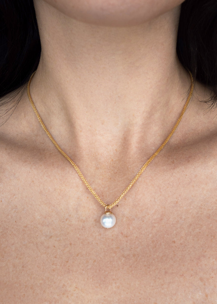 Thea Necklace